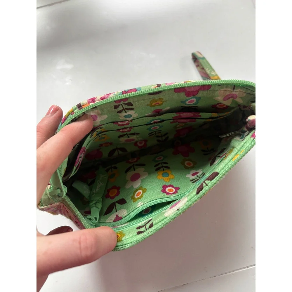 Vera Bradley quilted Pushlock Wristlet wallet in Tutti Frutti